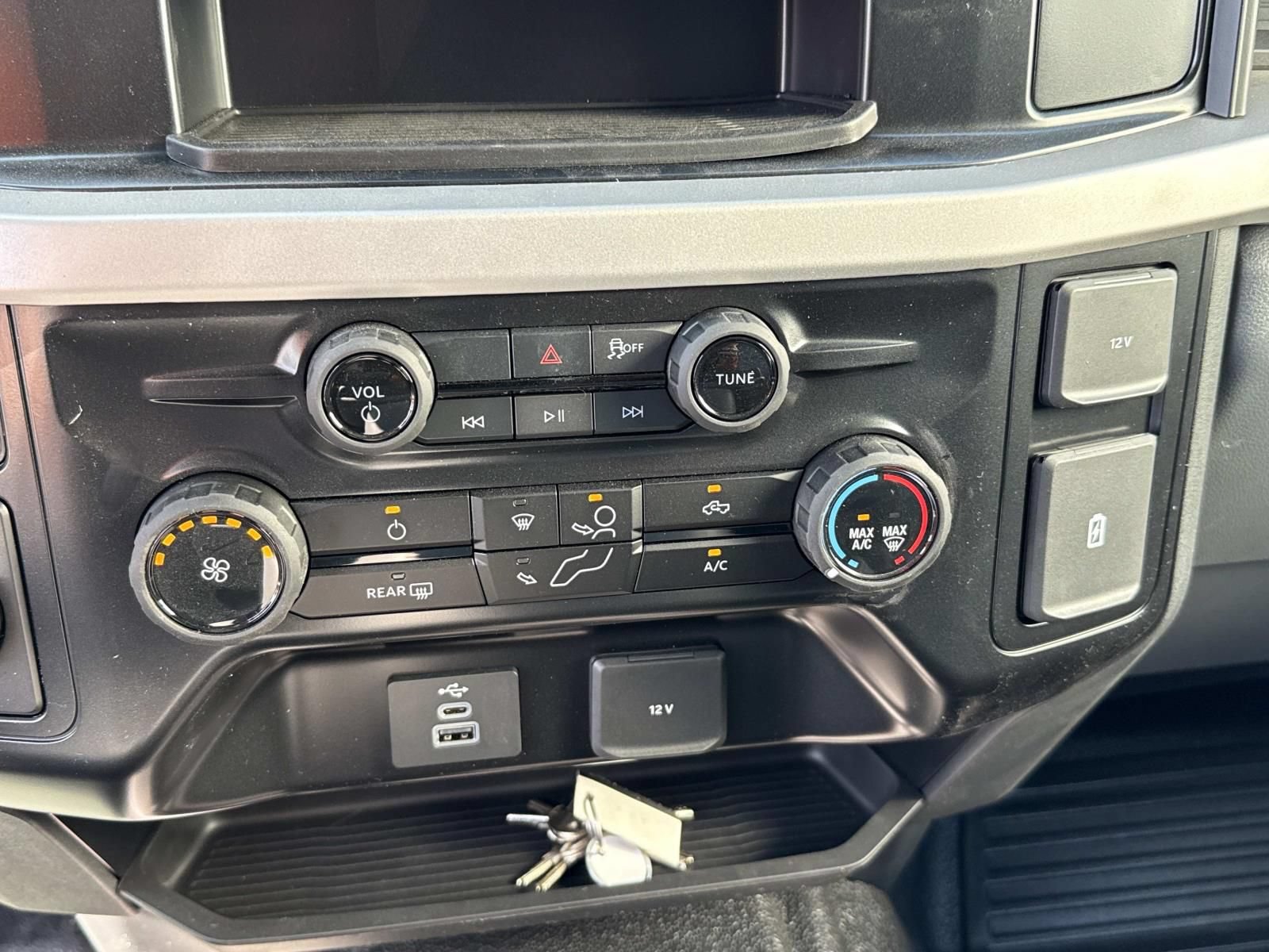 New 2026 Ford F350 XL w/ XL Chrome Package RWD image 16