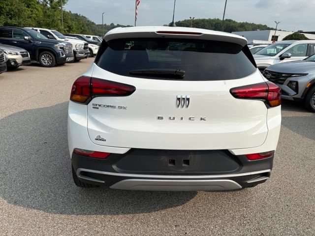 Used 2024 Buick Encore GX Preferred w/ Comfort Package AWD/4WD image 4