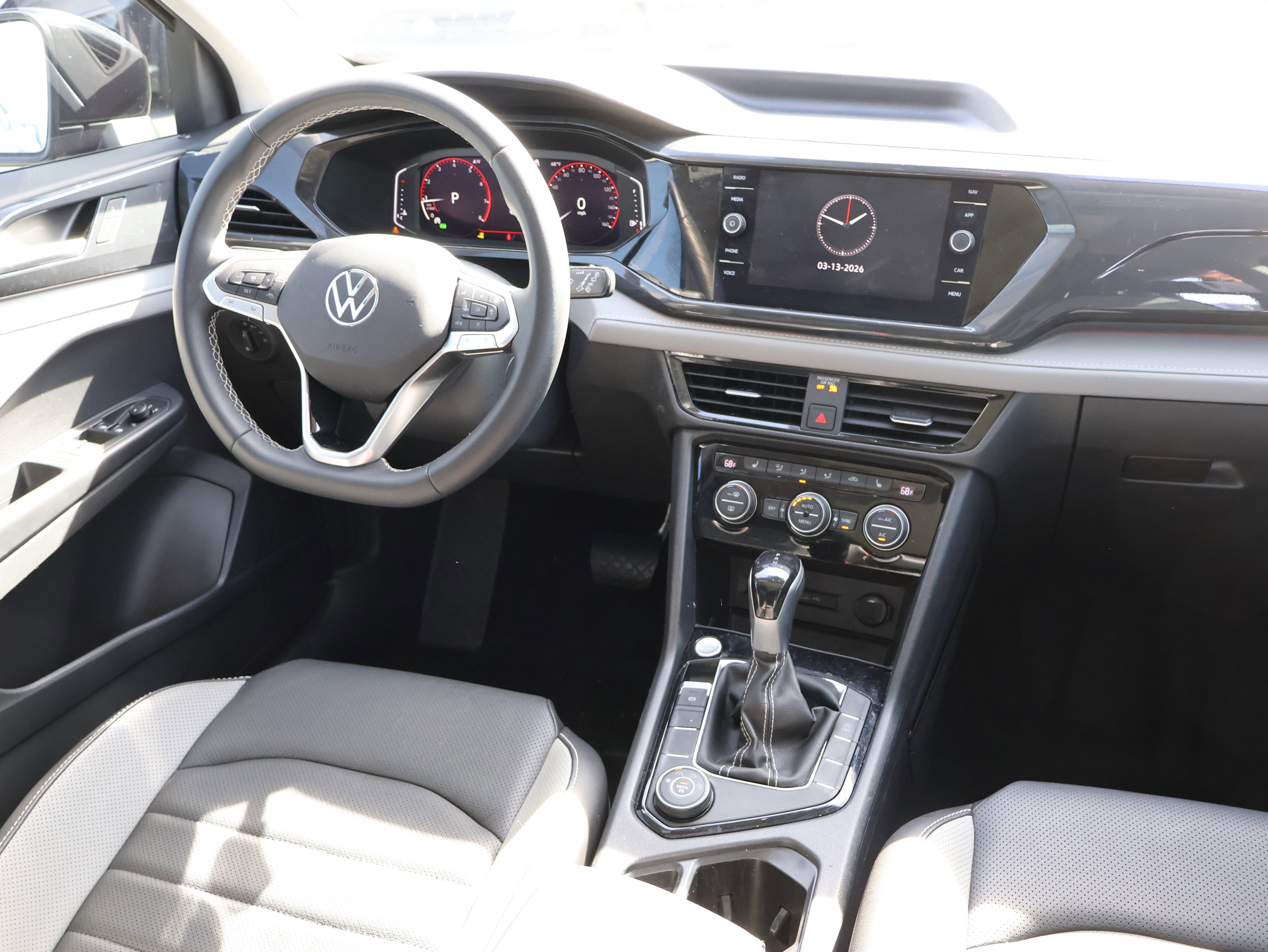 Used 2023 Volkswagen Taos SEL image 16