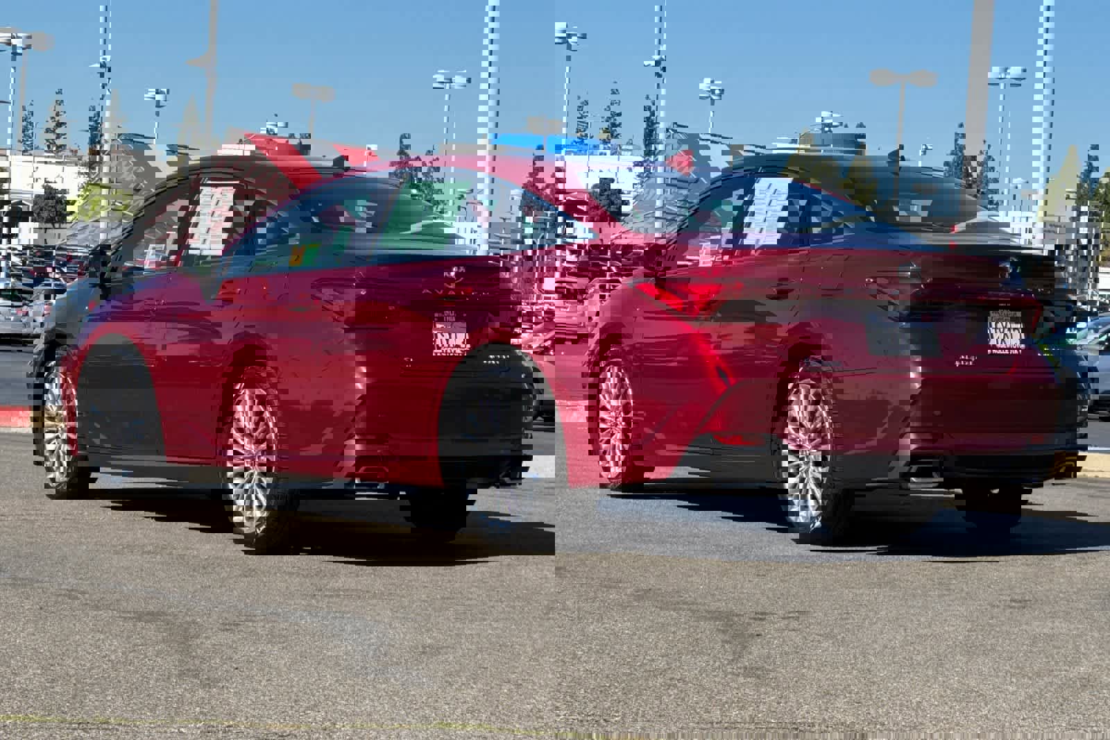 Used 2019 Toyota Avalon Limited w/ Advanced Safety Package image 7