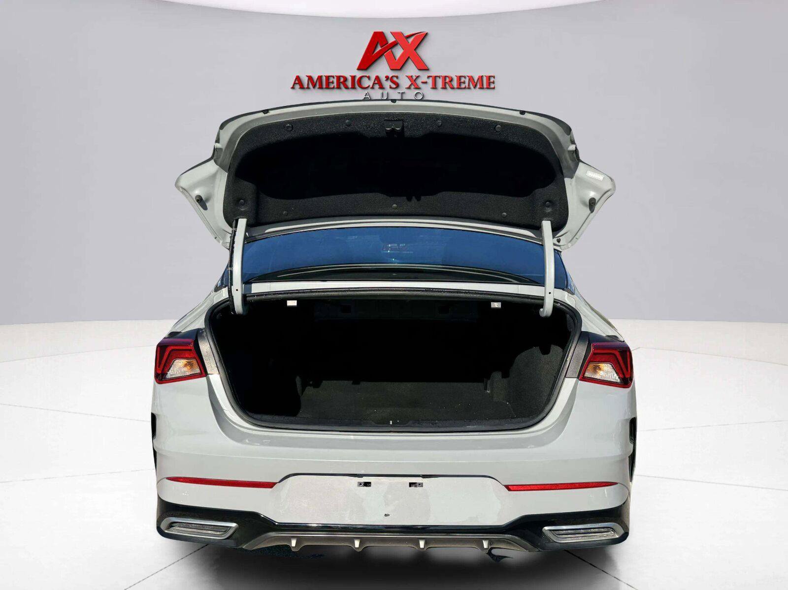 Used 2022 Kia K5 GT-Line AWD/4WD image 41