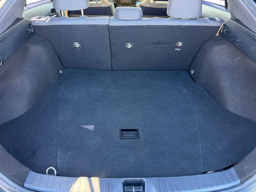 Used 2017 Toyota Prius Three image 19