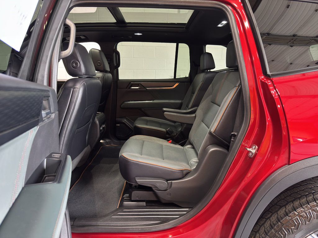 Used 2024 GMC Acadia AT4 w/ Super Cruise Package AWD/4WD image 12