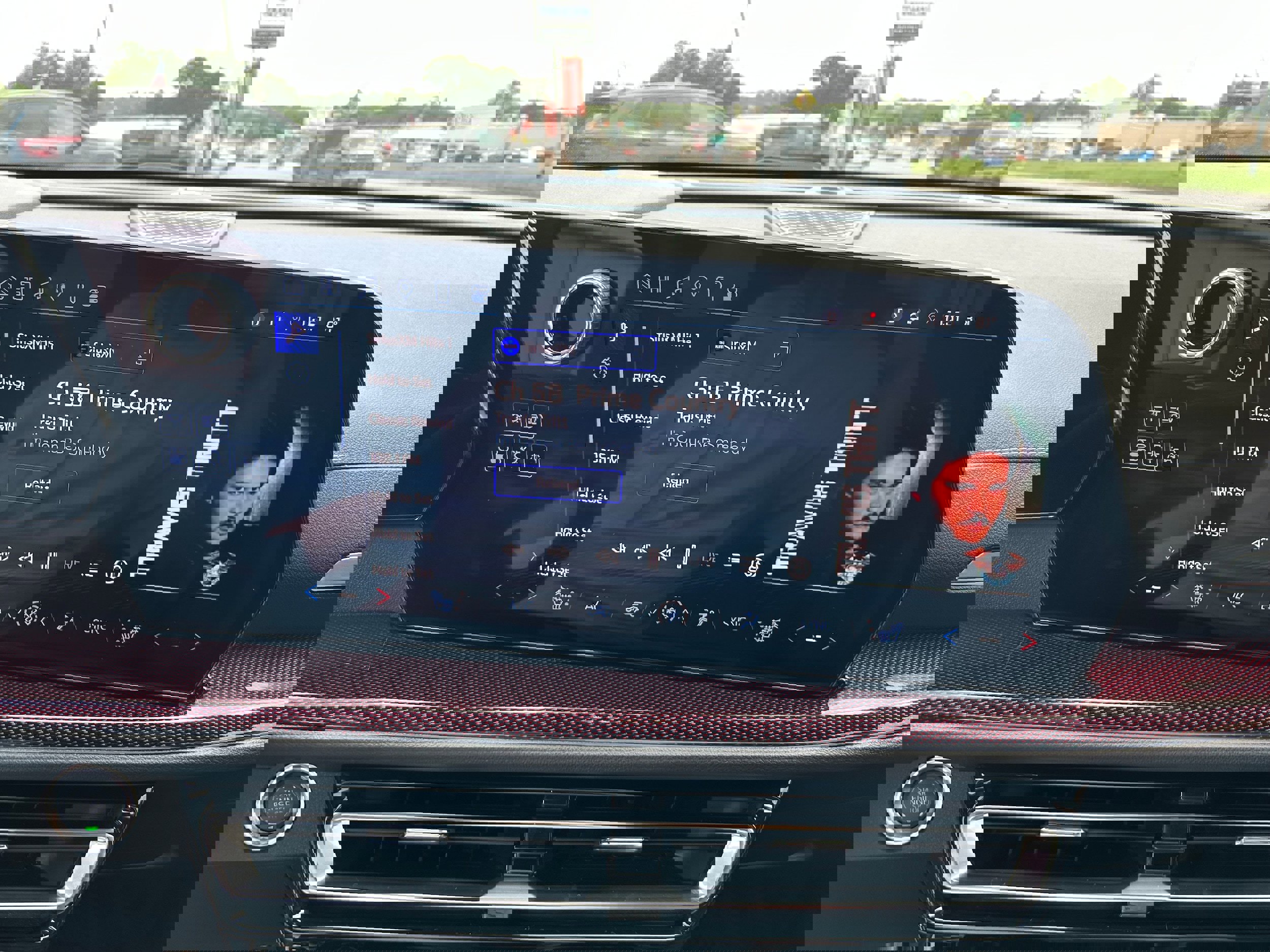 Used 2024 Chevrolet Traverse Z71 w/ Enhanced Driving Package AWD/4WD image 27