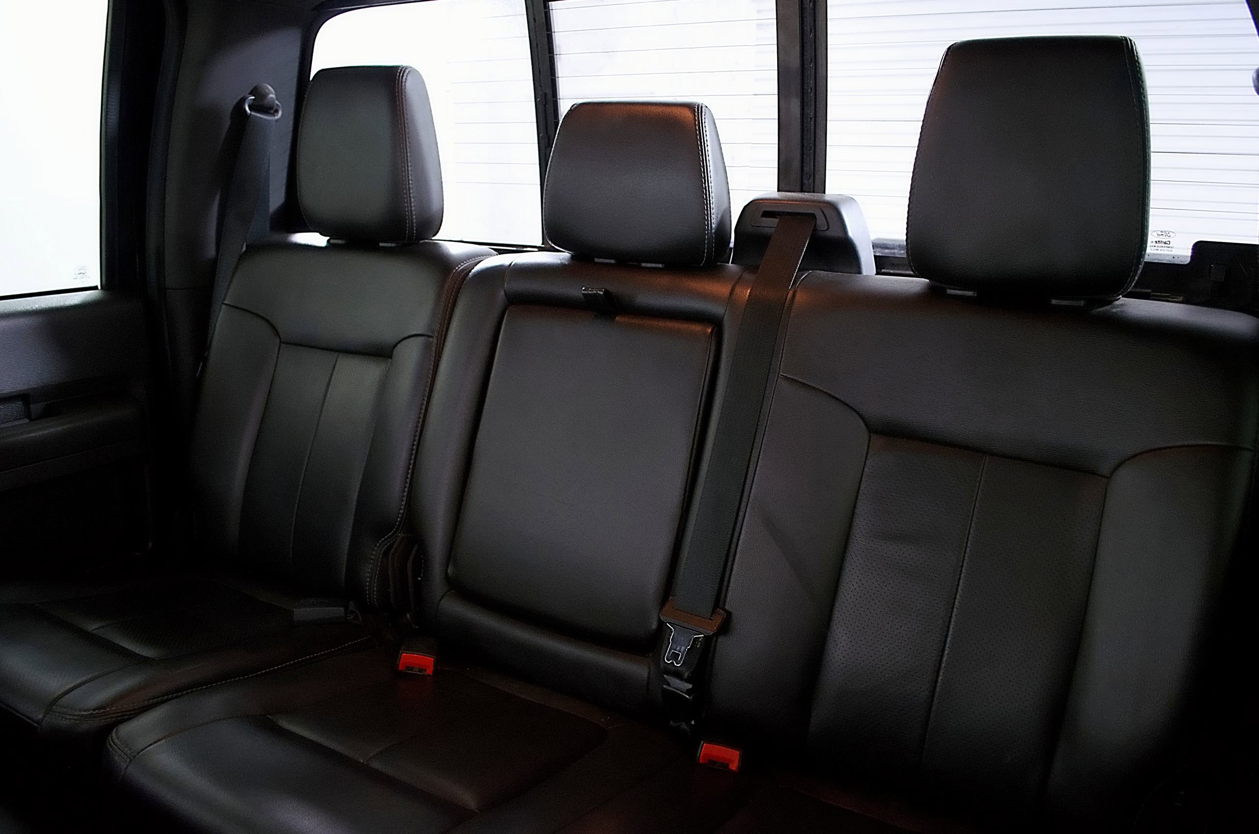 Used 2012 Ford F350 Lariat w/ Chrome Pkg image 15