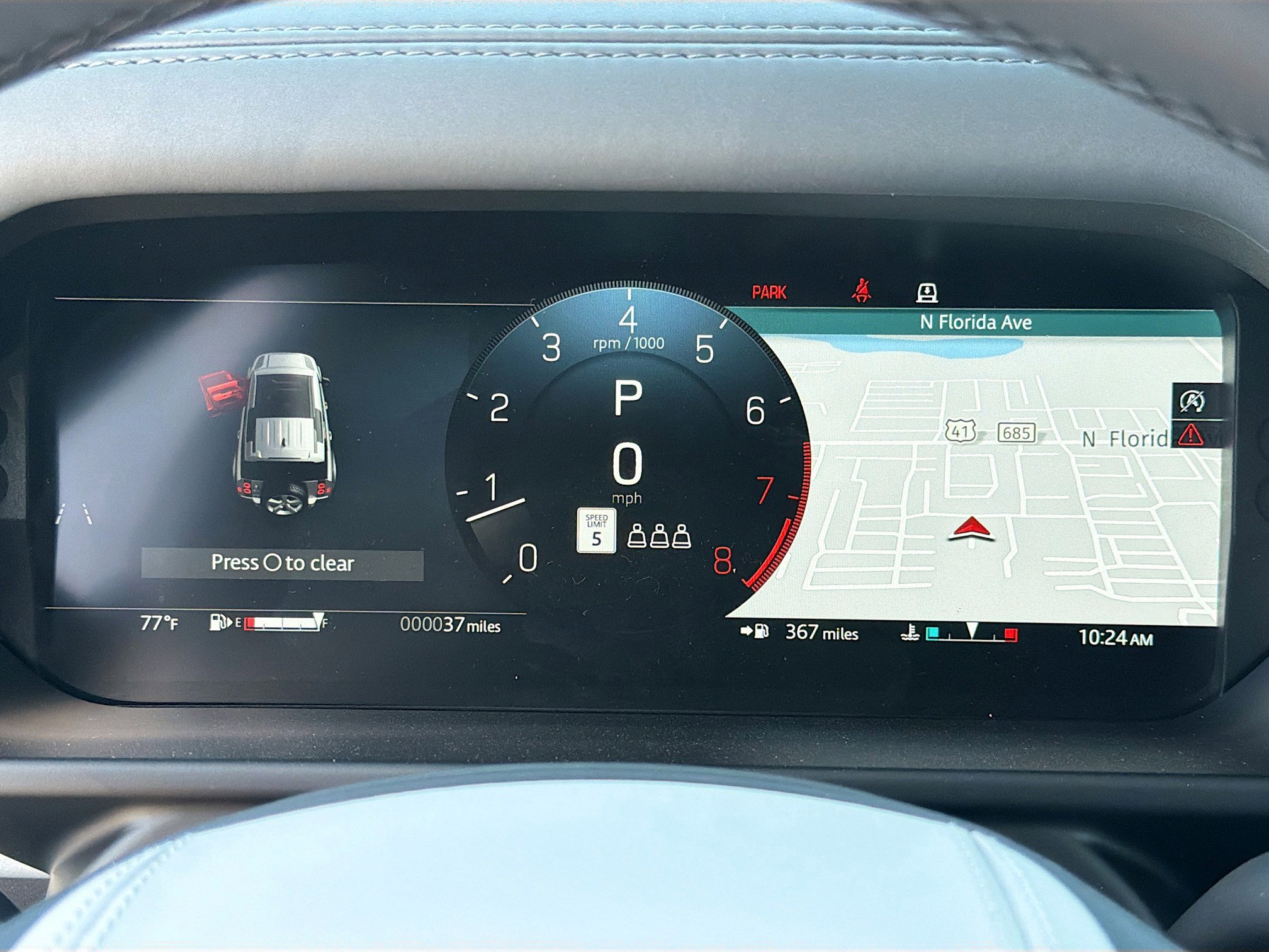 New 2026 Land Rover Defender 110 OCTA image 39