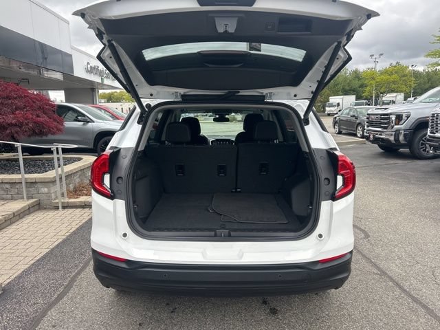 Used 2023 GMC Terrain SLE w/ Driver Convenience Package AWD/4WD image 26