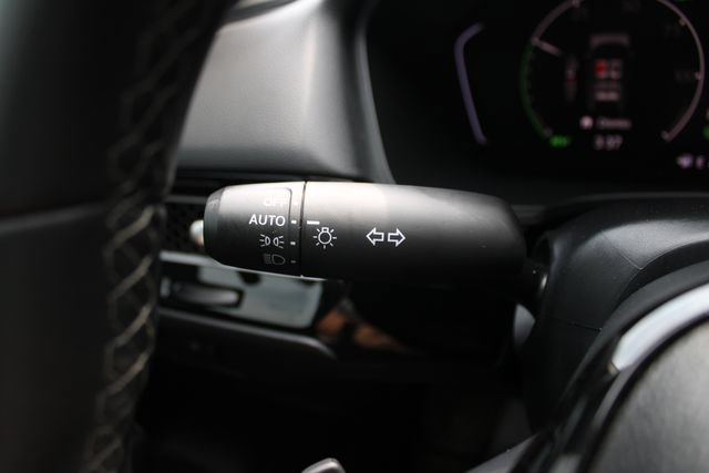 Used 2025 Honda Civic Sport image 6
