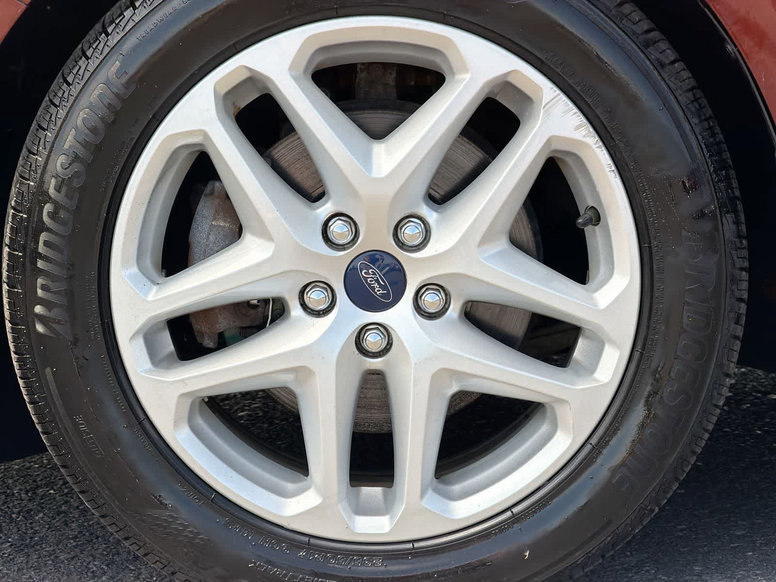Used 2016 Ford Fusion SE FWD image 14