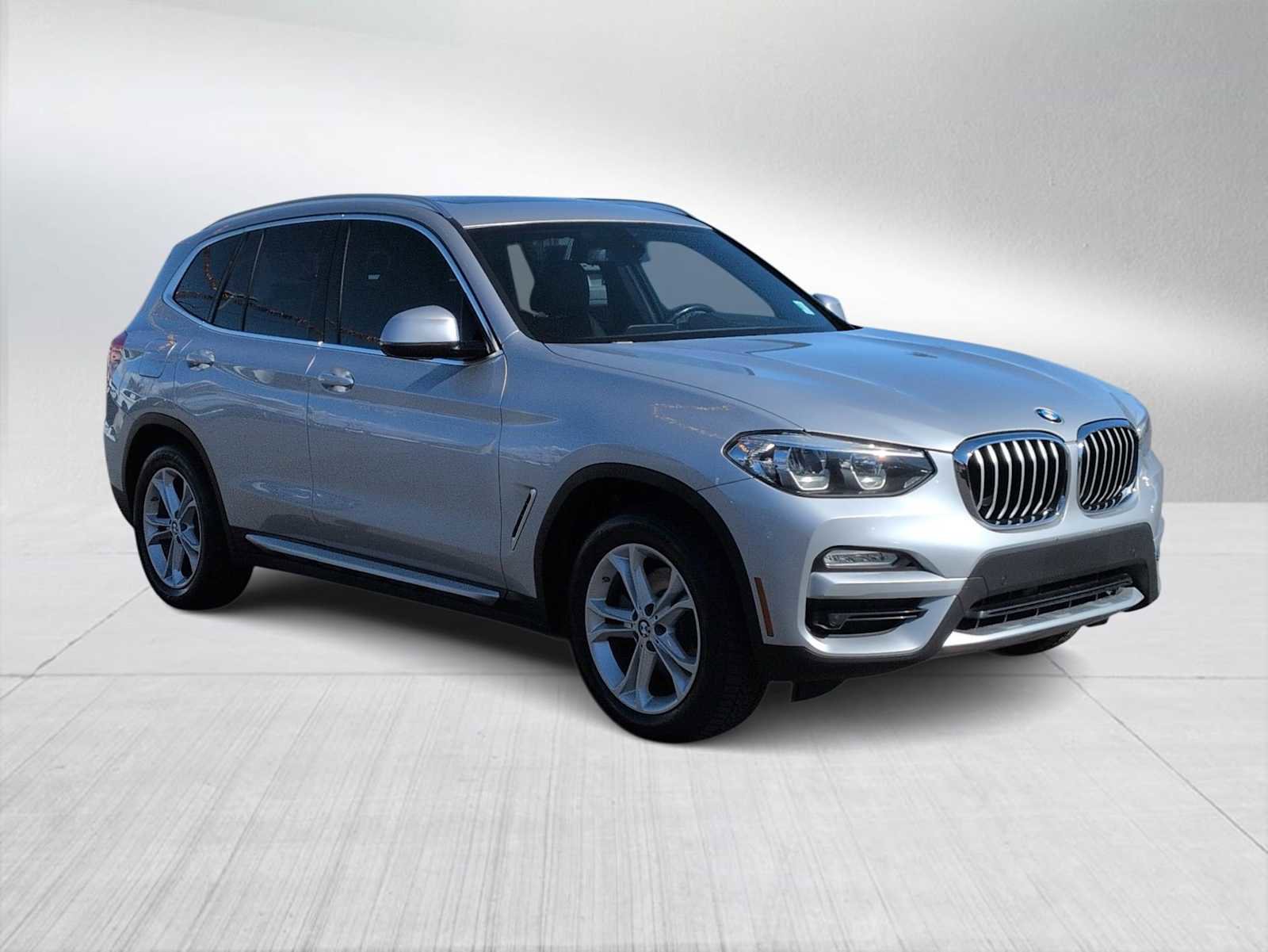 Used 2018 BMW X3 xDrive30i image 2