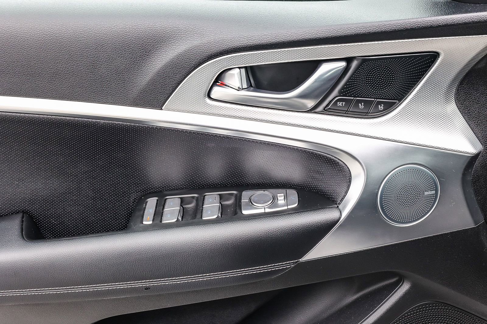 New 2026 Genesis G70 2.5T Prestige image 20