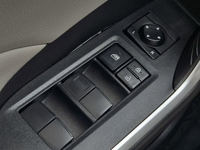 Certified 2020 Toyota RAV4 XLE w/ Convenience Package image 28