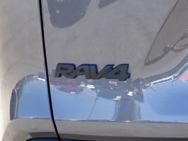 Certified 2025 Toyota RAV4 XLE w/ Convenience Package FWD image 10