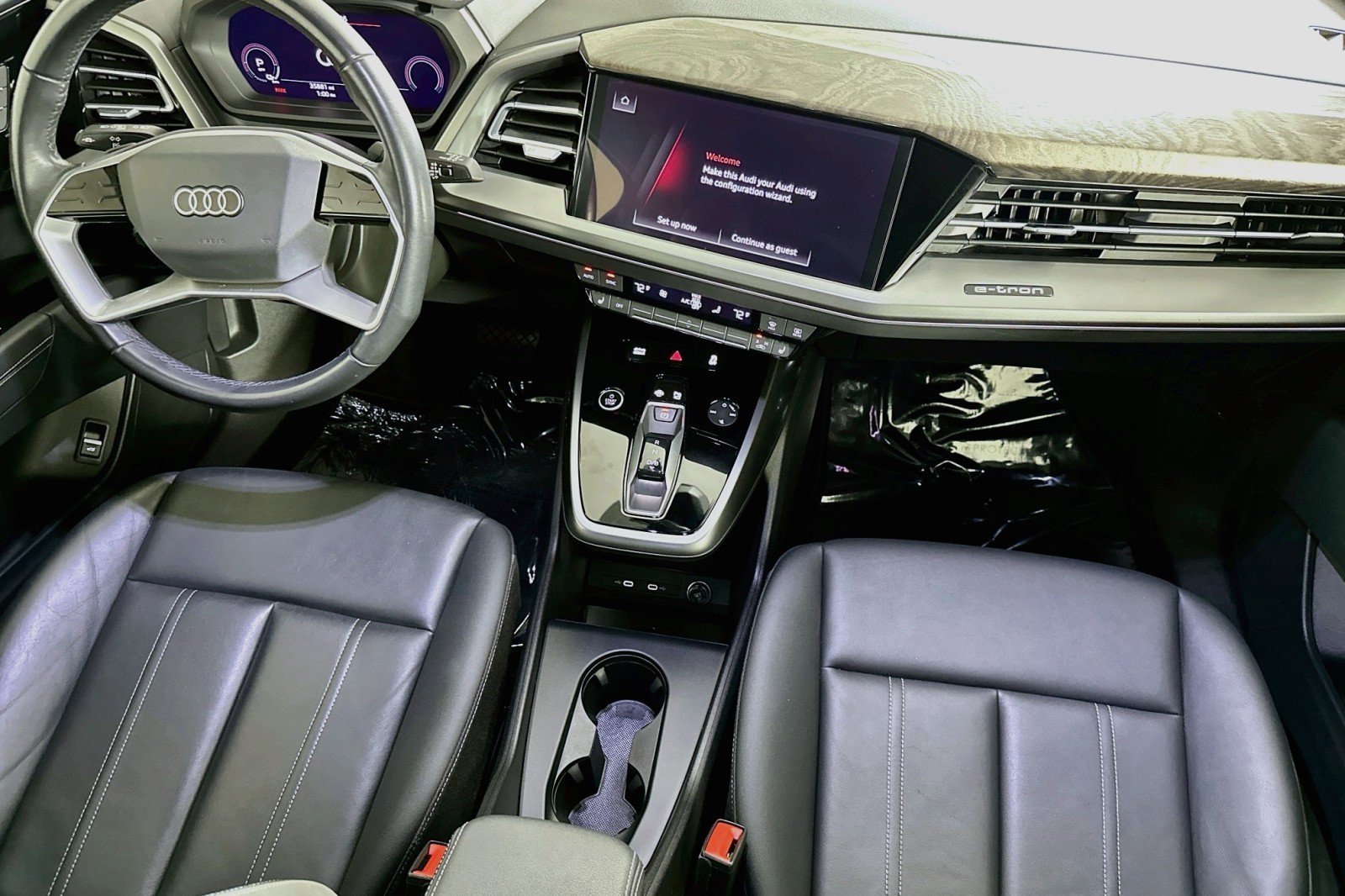 Used 2023 Audi Q4 e-tron Premium Plus w/ Premium Plus RWD image 6