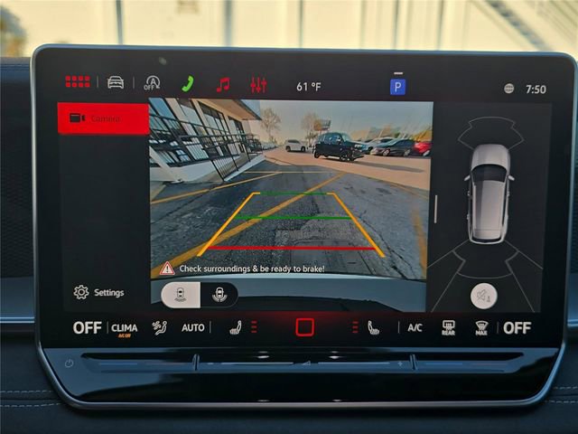 New 2026 Volkswagen Tiguan SE R-Line image 17