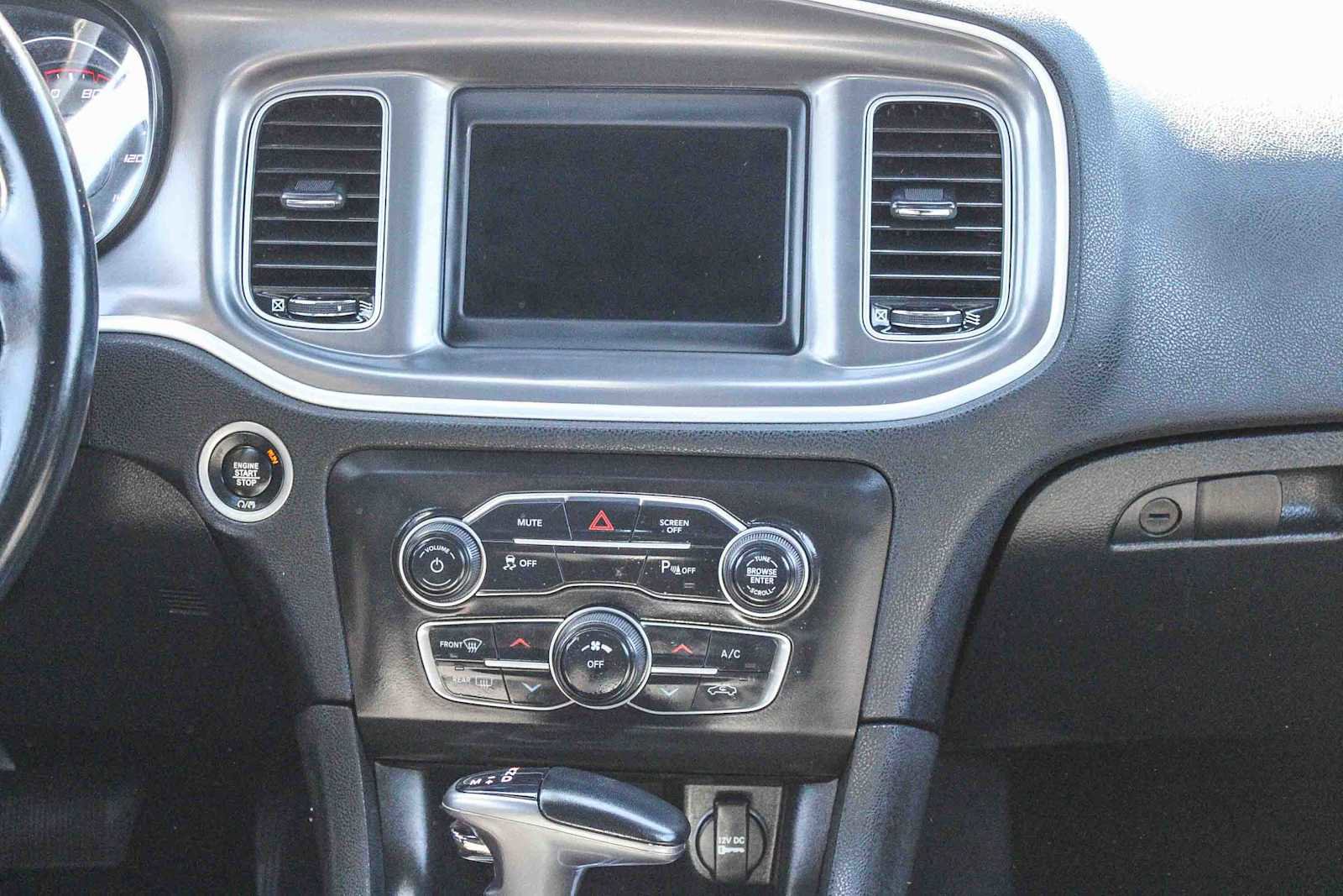 Used 2022 Dodge Charger SXT image 11