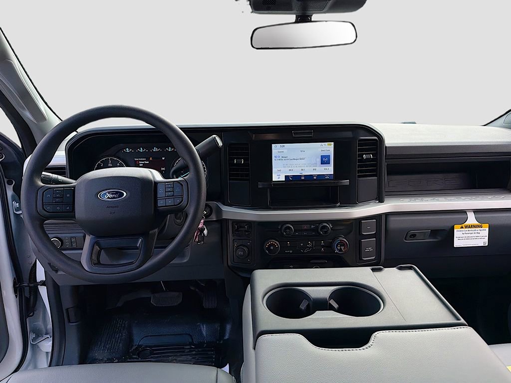 New 2026 Ford F550 4x4 Crew Cab image 21