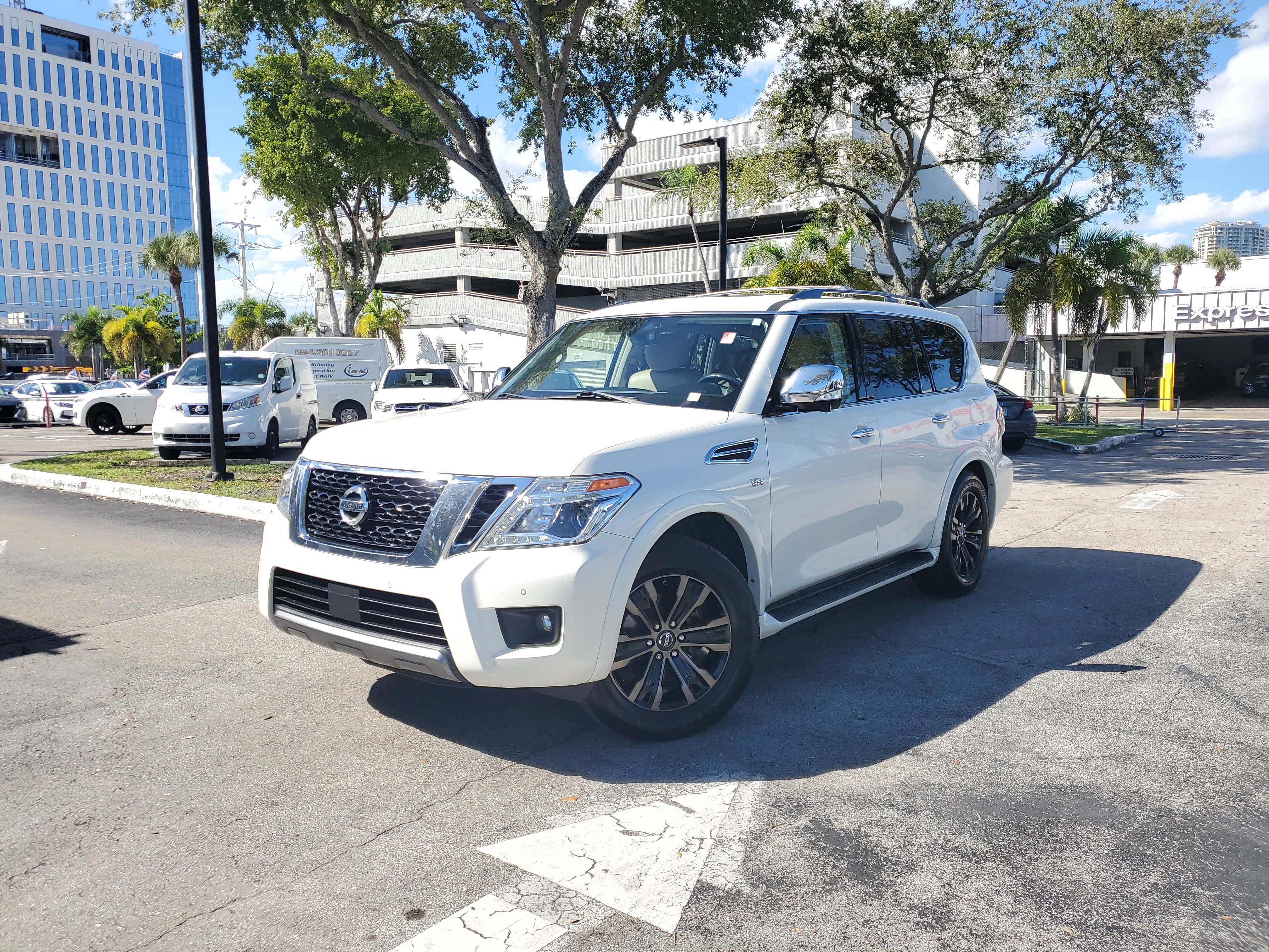 Used 2020 Nissan Armada Platinum w/ Captain's Chairs Package image 31