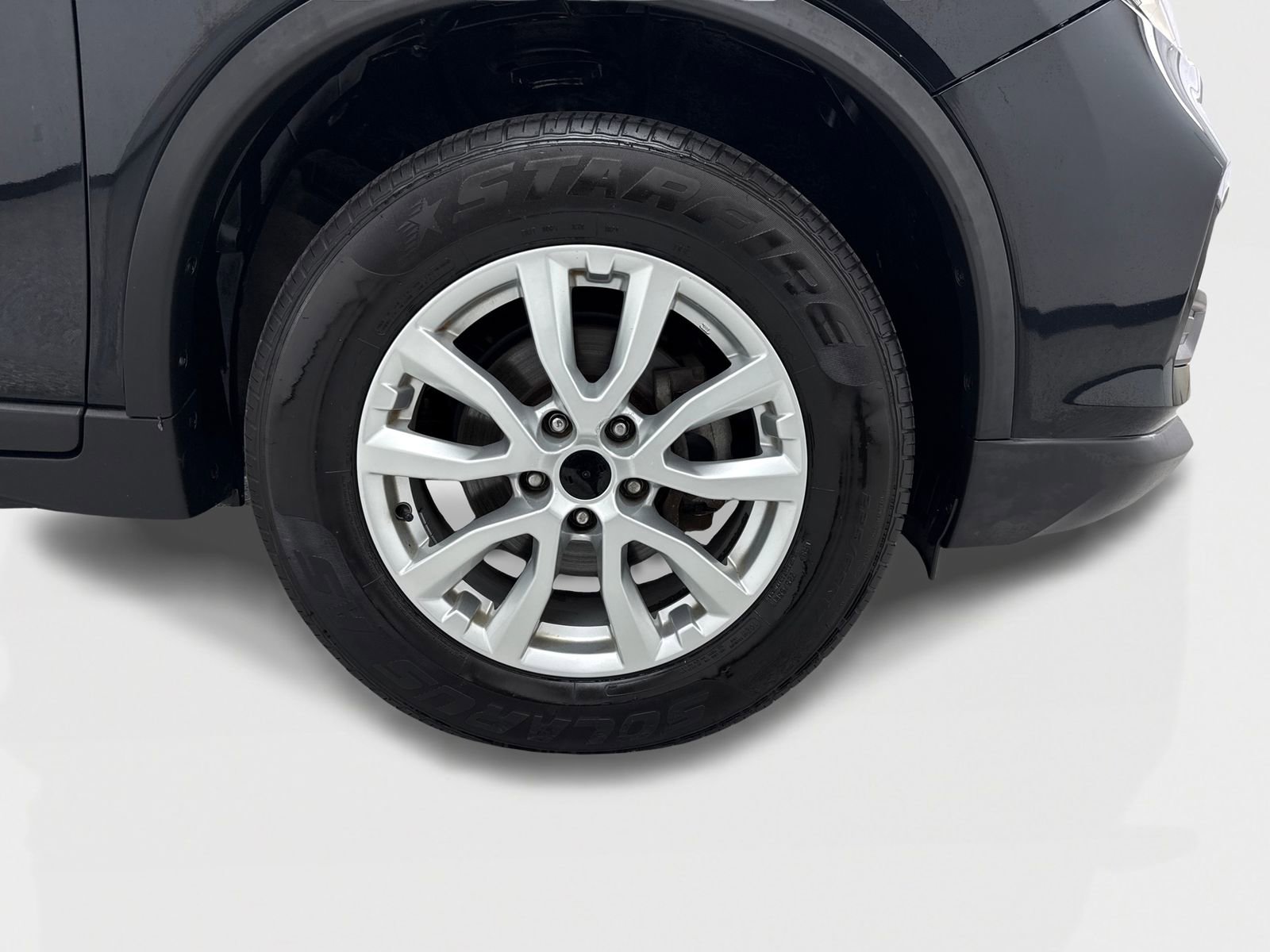 Used 2018 Nissan Rogue SV image 46