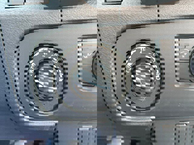 New 2025 Nissan Frontier PRO-4X image 31