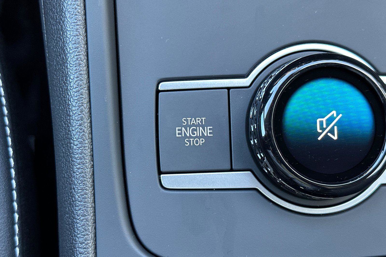 New 2026 Volkswagen Tiguan SE image 21