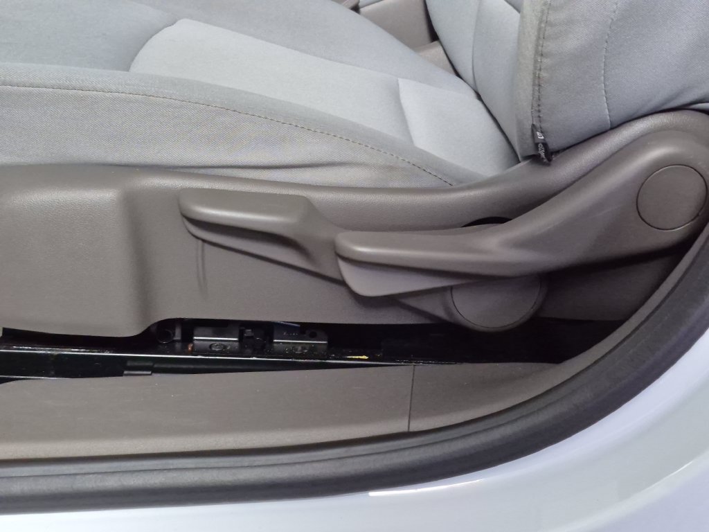 Used 2016 Chevrolet Malibu LS FWD image 17