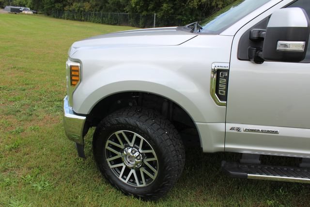 Used 2019 Ford F250 Lariat w/ Lariat Ultimate Package AWD/4WD image 11