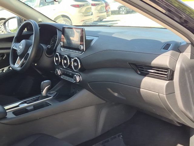 Used 2025 Nissan Sentra SV FWD image 27