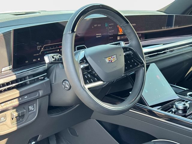 New 2026 Cadillac Escalade ESV Sport w/ LPO, Floor Liner Package AWD/4WD image 24