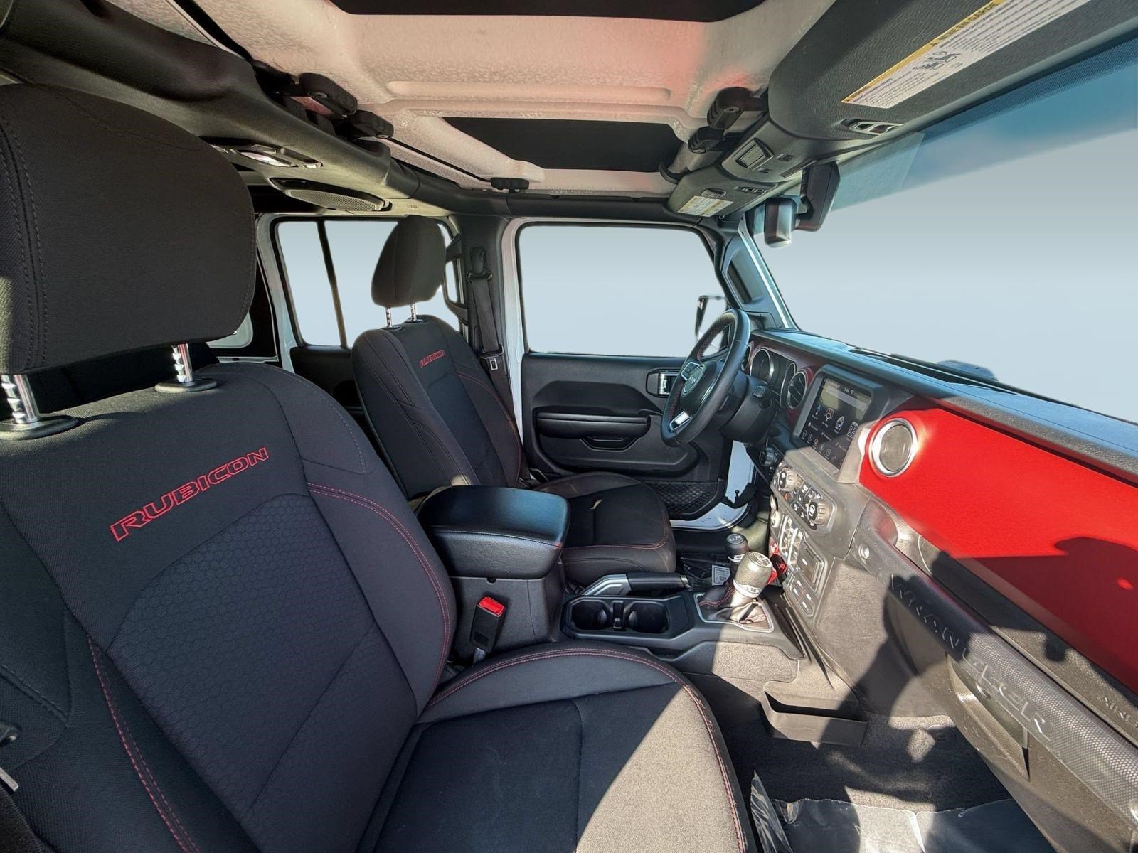 Used 2018 Jeep Wrangler Unlimited Rubicon AWD/4WD image 26