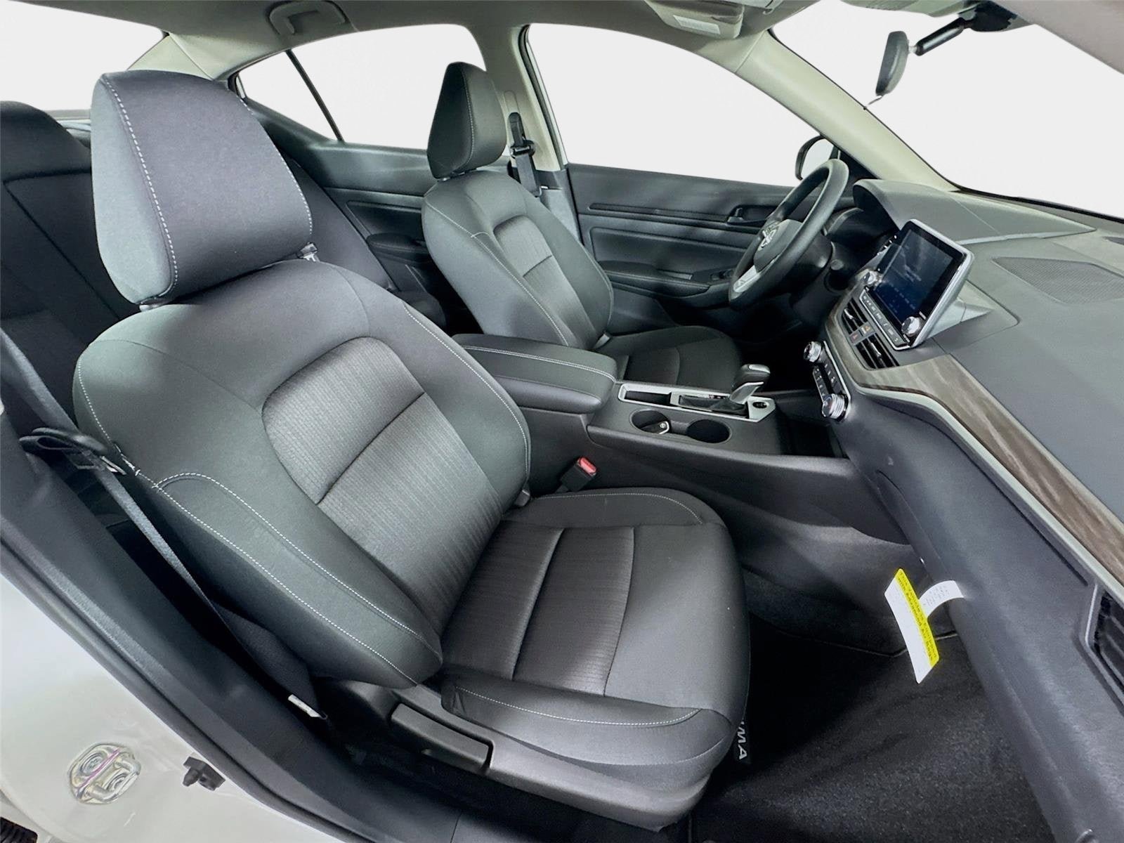 New 2026 Nissan Altima 2.5 SV FWD image 25