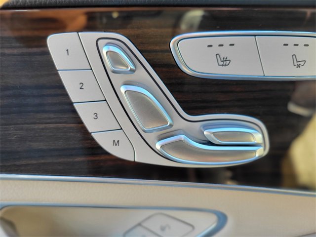 Used 2021 Mercedes-Benz GLC 300 image 20