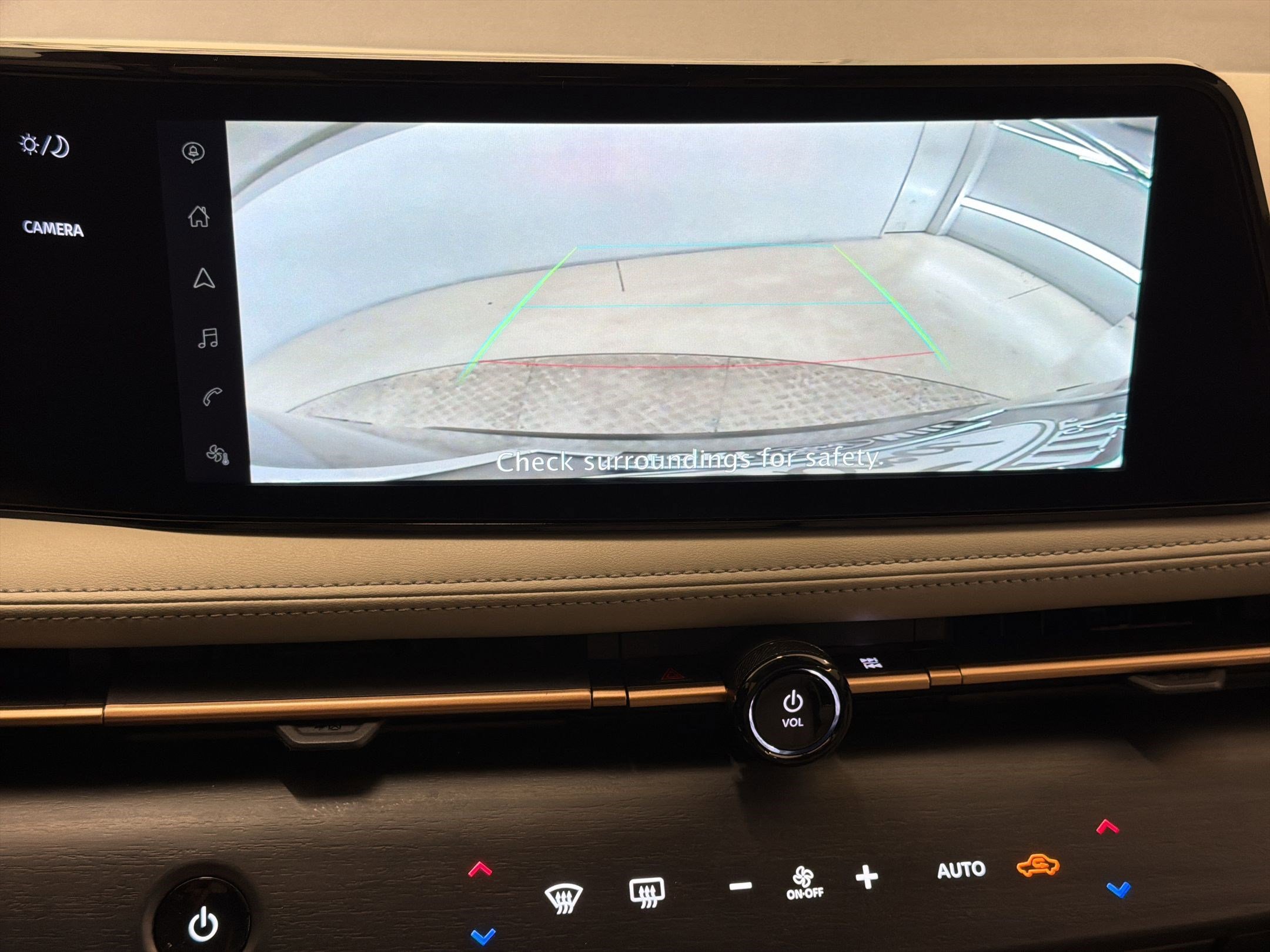 Used 2023 Nissan Ariya FWD image 24