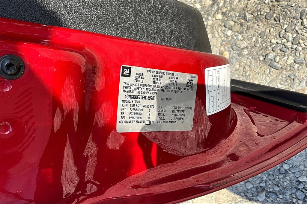 Used 2014 Chevrolet Suburban LTZ image 34