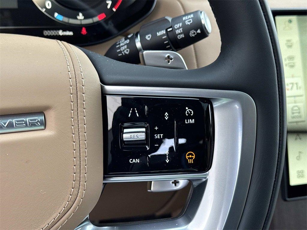 New 2026 Land Rover Range Rover SE image 28