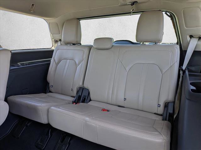 Used 2024 Ford Expedition Limited AWD/4WD image 14