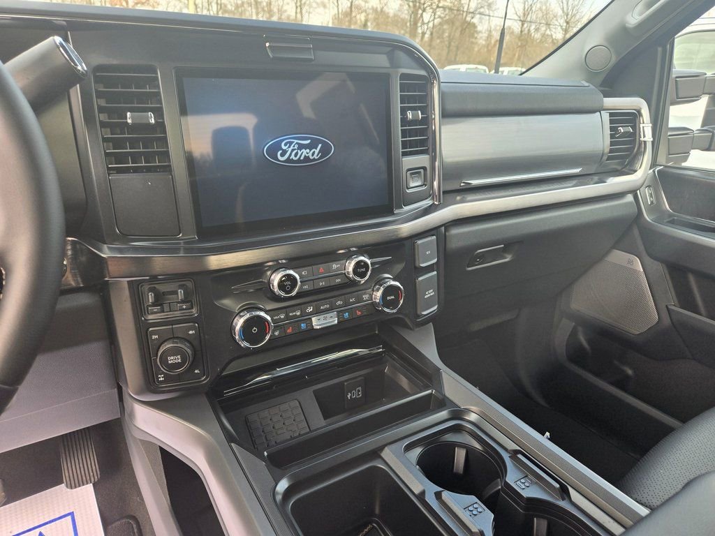 New 2026 Ford F350 Lariat AWD/4WD image 9