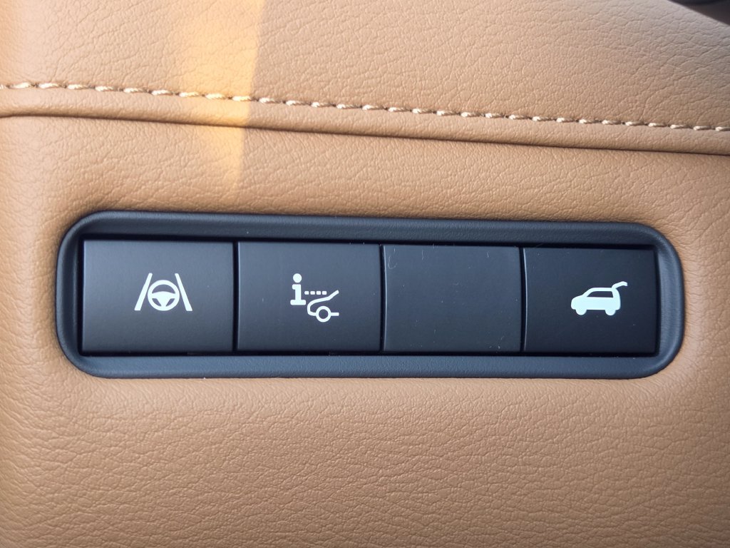 New 2026 Nissan Armada Platinum Reserve AWD/4WD image 9
