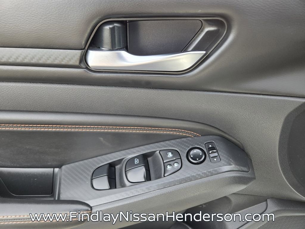 Used 2021 Nissan Altima 2.5 SR w/ SR Premium Package image 21