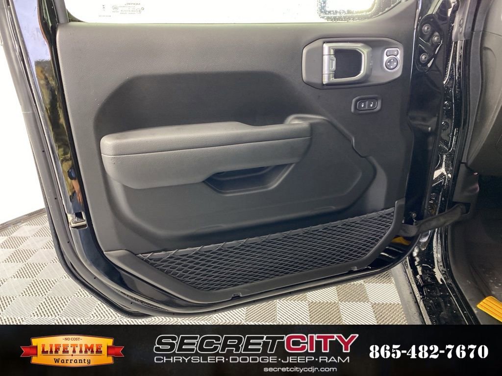 New 2026 Jeep Wrangler Unlimited Rubicon w/ Steel Bumper Group image 12
