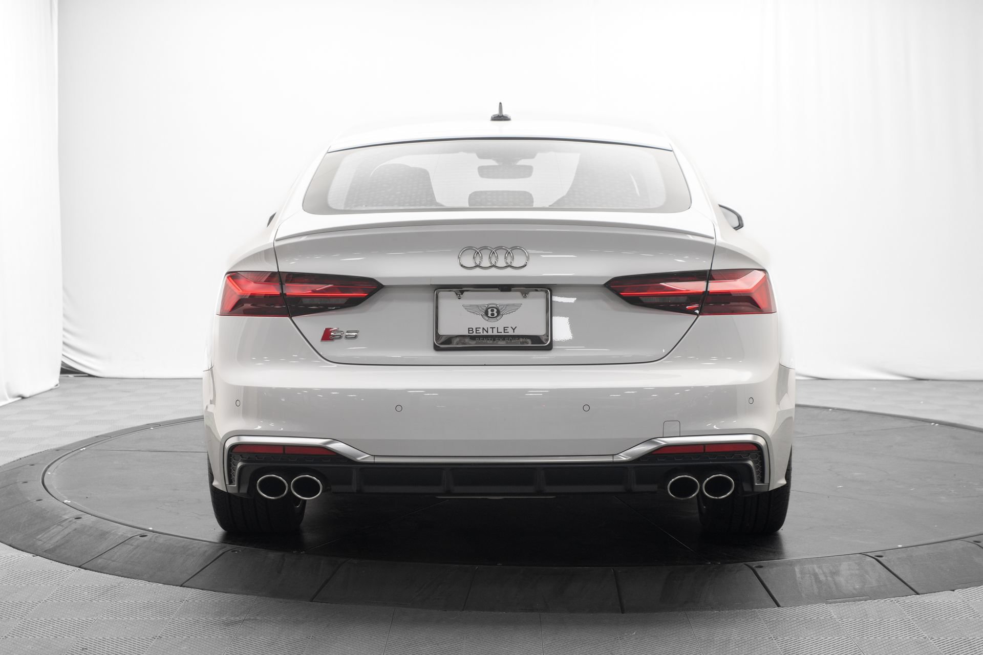 Used 2023 Audi S5 Premium Plus w/ Premium Plus Package AWD/4WD image 4