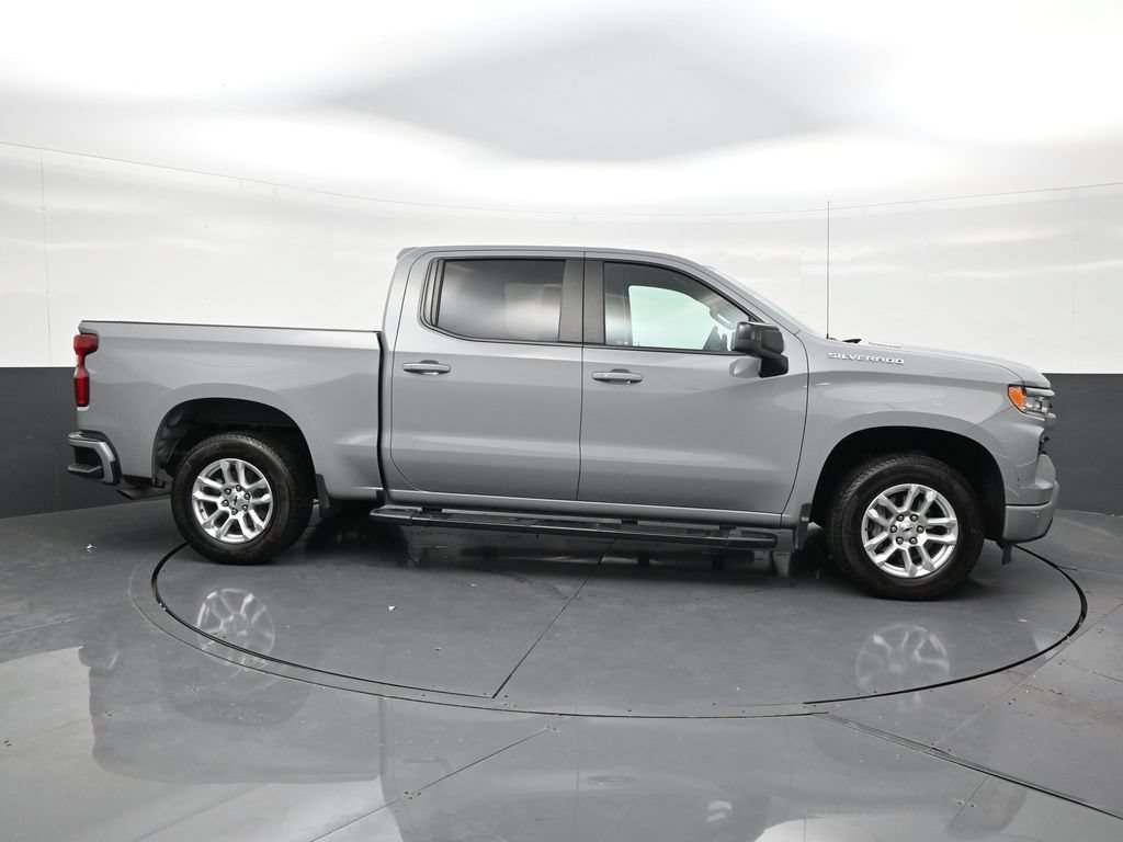 Used 2025 Chevrolet Silverado 1500 RST RWD image 6