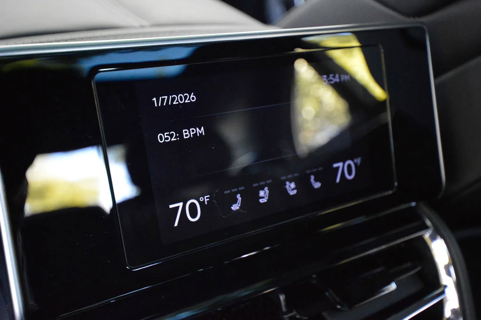 Used 2022 Bentley Flying Spur V8 image 65