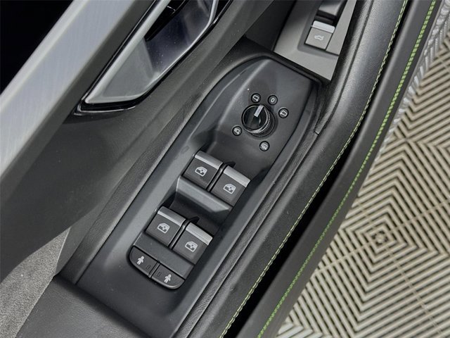 Used 2019 Lamborghini Urus AWD/4WD image 20