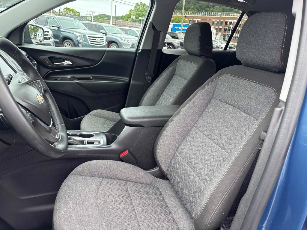 Used 2024 Chevrolet Equinox LT AWD/4WD image 10