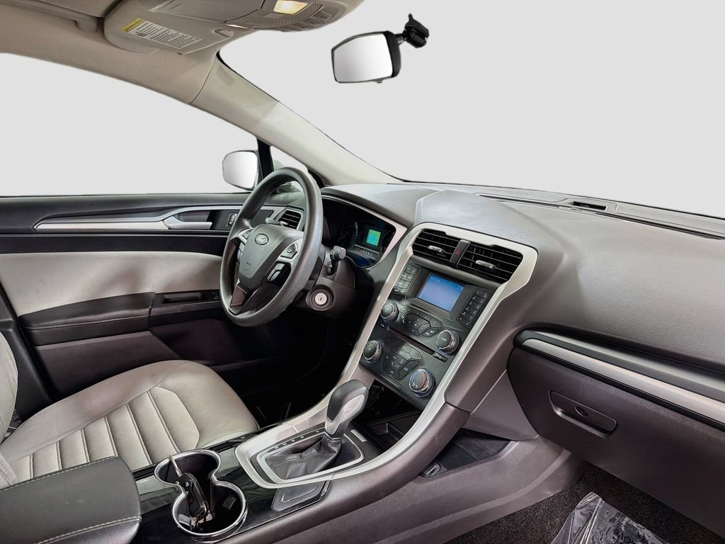 Used 2015 Ford Fusion S FWD image 27