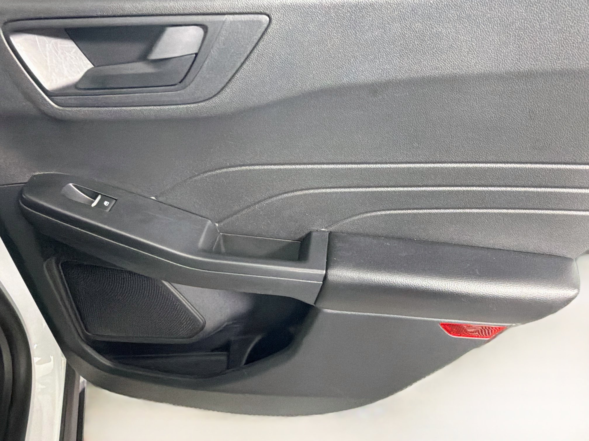 Used 2025 Ford Escape Active FWD image 28