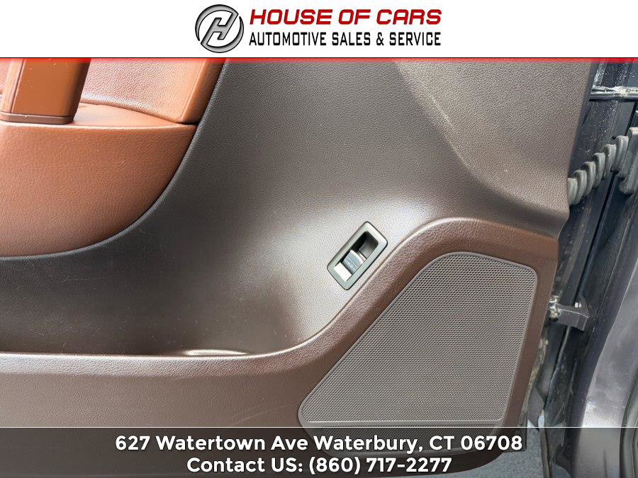 Used 2013 Volkswagen Touareg TDI AWD/4WD image 53