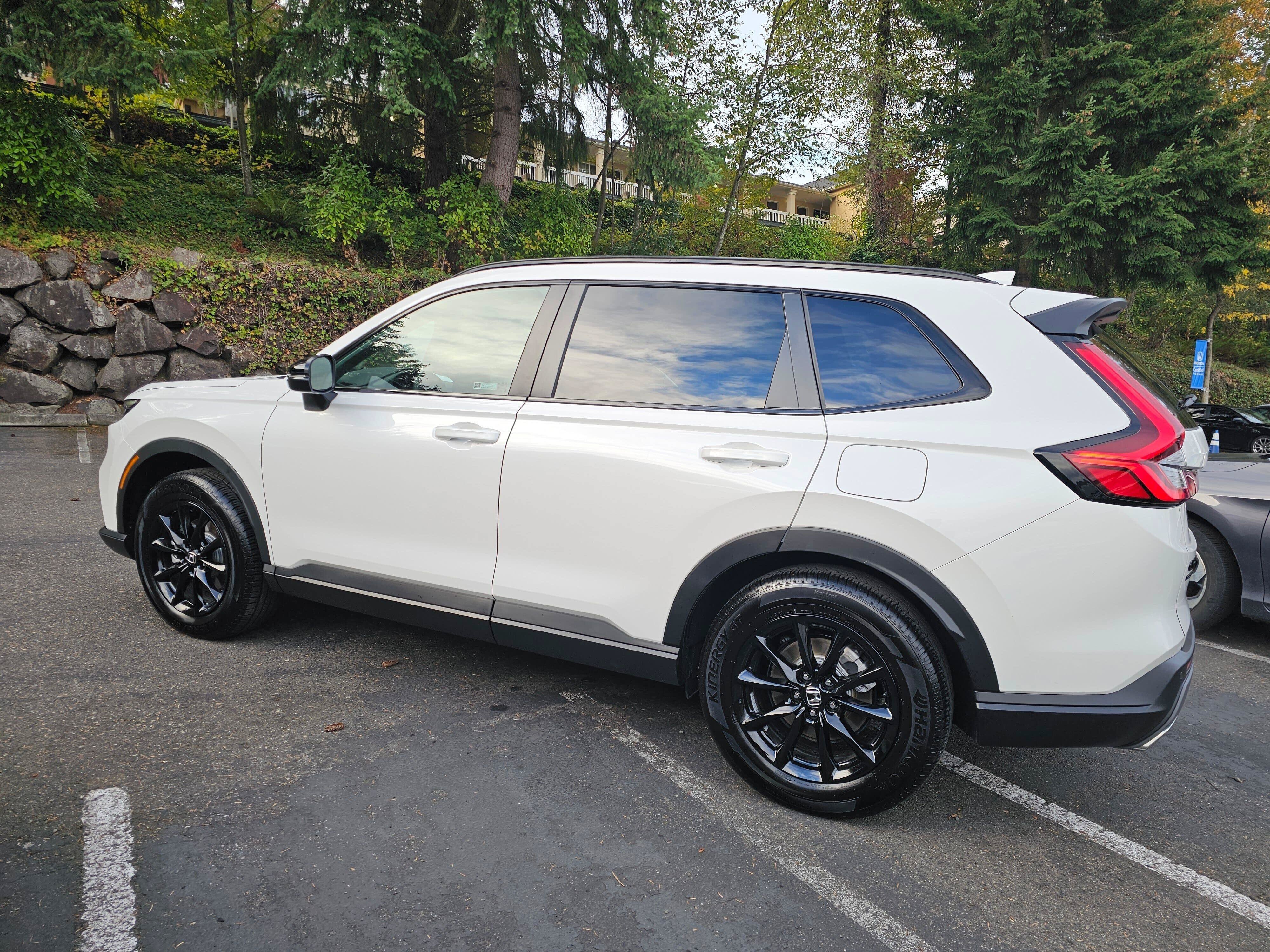 Used 2026 Honda CR-V Sport-L image 4