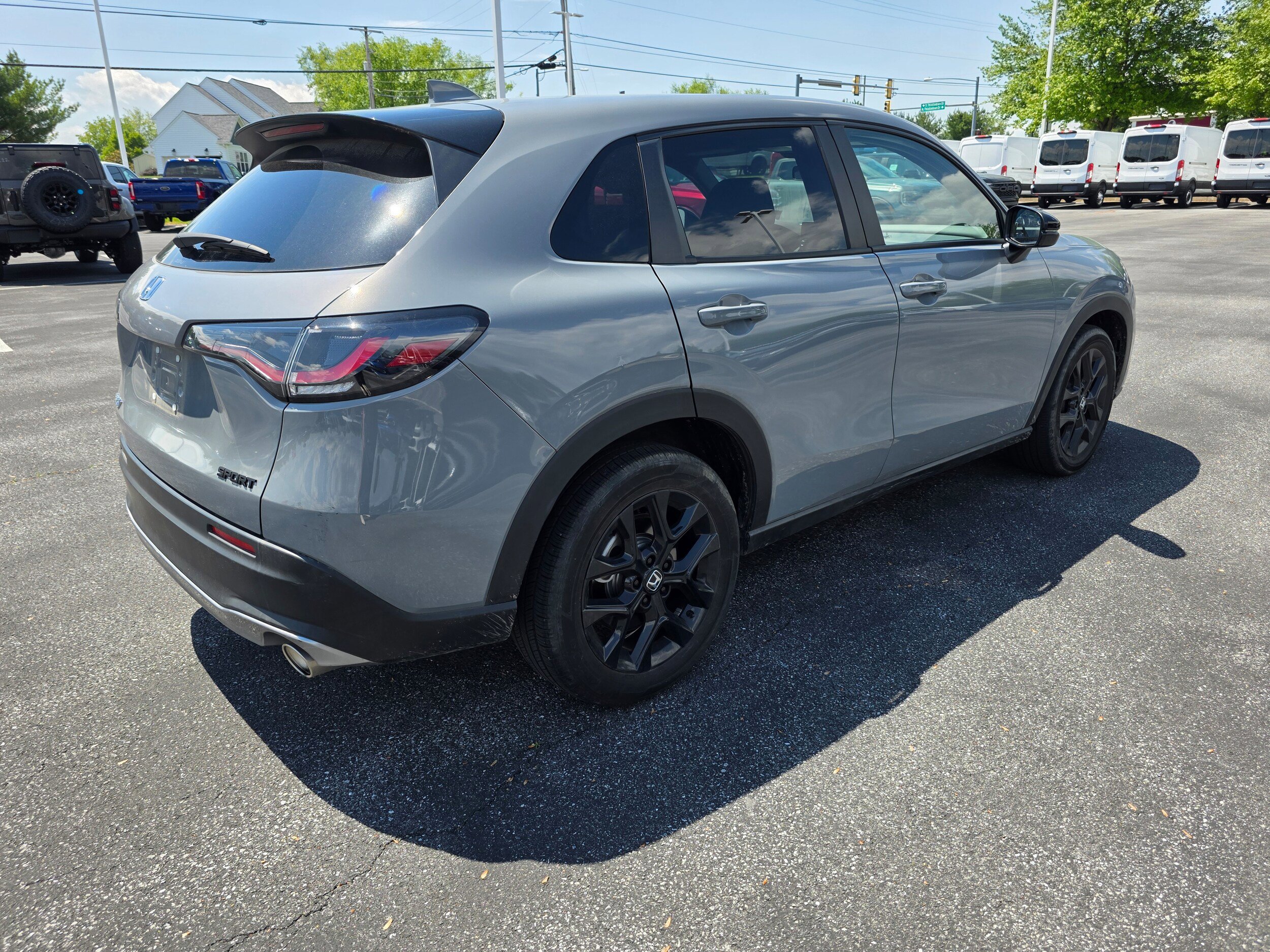 Used 2025 Honda HR-V Sport image 3